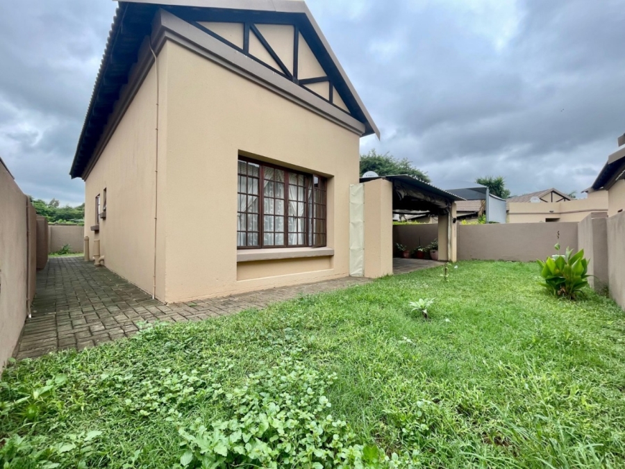 To Let 3 Bedroom Property for Rent in Waterval East North West